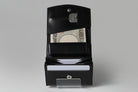 MC-bifoldwallet。蔵前の革職人が製作した国産牛革の蛇腹式コンパクト二つ折り財布。ブラック。開いた状態で紙幣、カード、鍵の収納イメージ。